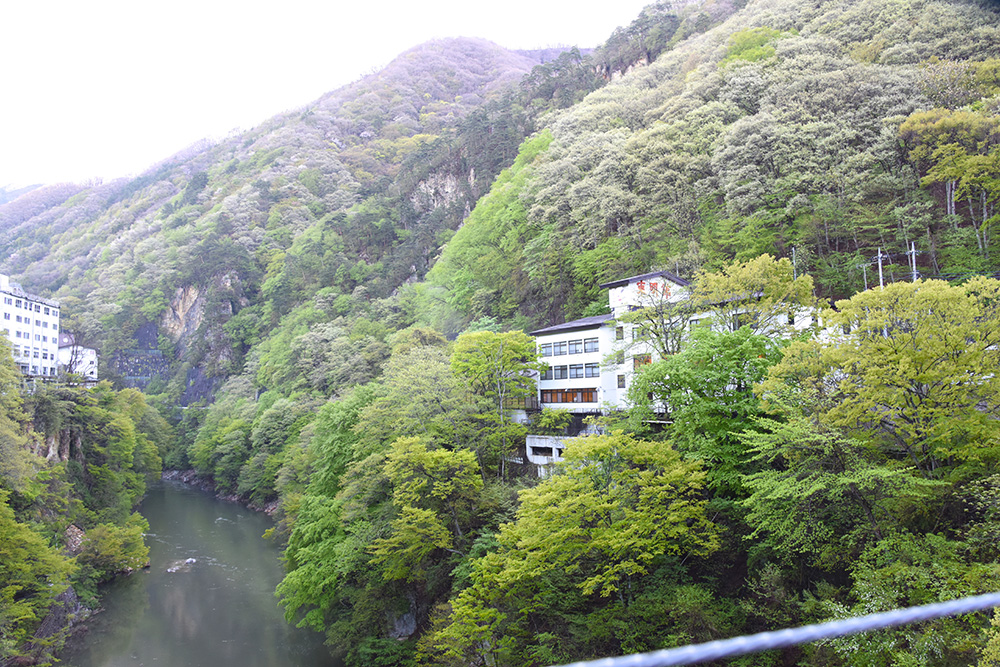 東明館