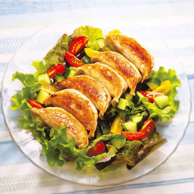 夏の餃子サラダ